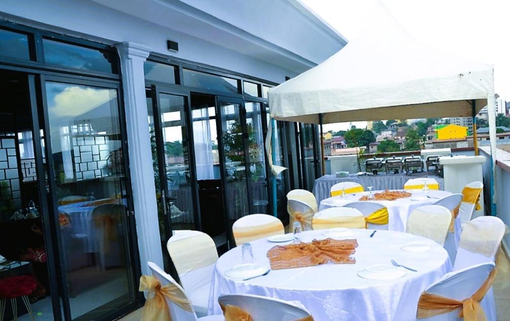 Yaoundé Residence L'Ecrin מראה חיצוני תמונה